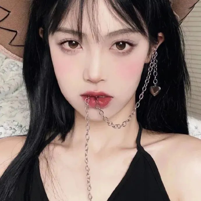 穿书后玄学小祖宗被豪门团宠了